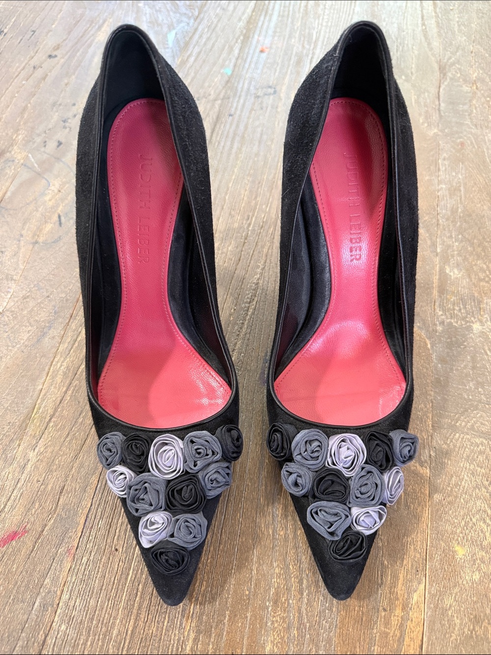 Judith Leiber Black Suede Heels w/ Roses Size 7.5